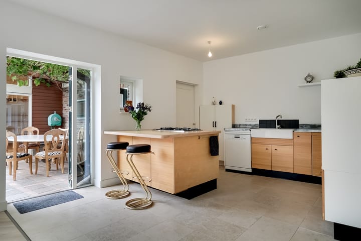 Photo 17 of Van Goghhof 63