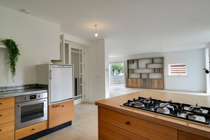 Photo 18 of Van Goghhof 63