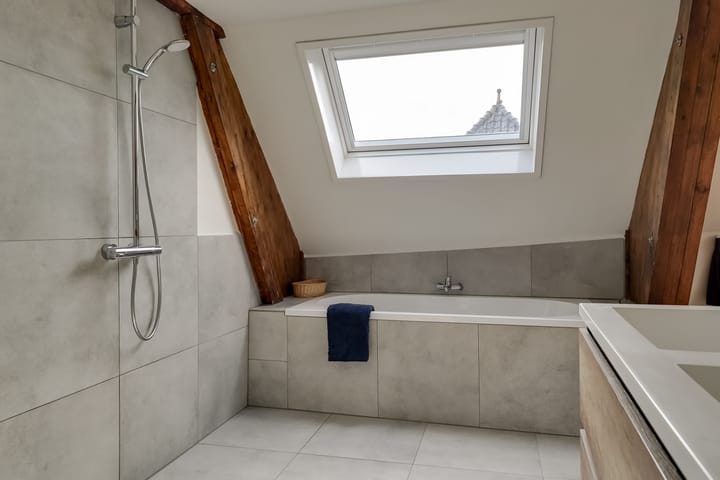 Photo 38 of Van Goghhof 63