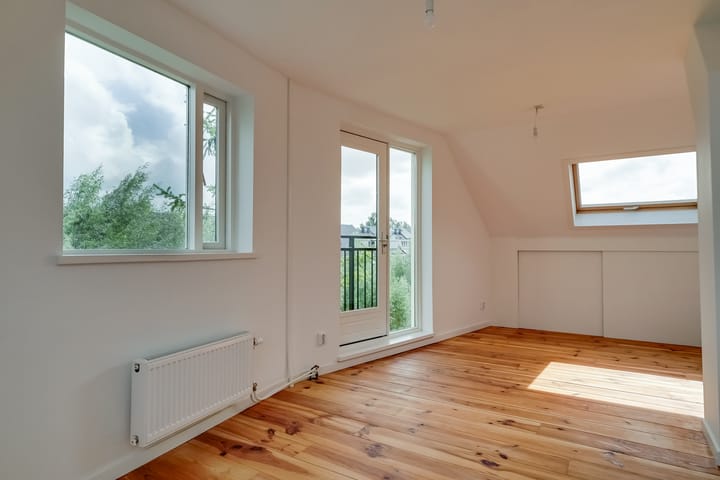 Photo 49 of Van Goghhof 63