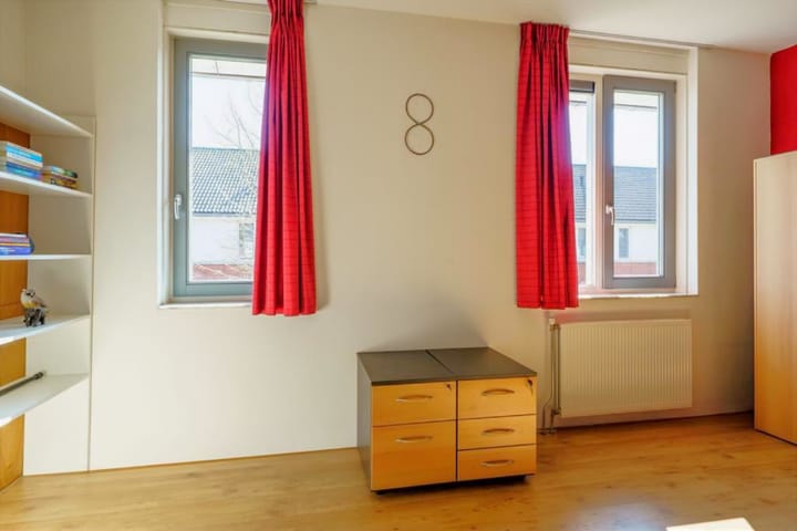 Foto 17 van Asterixstraat 28