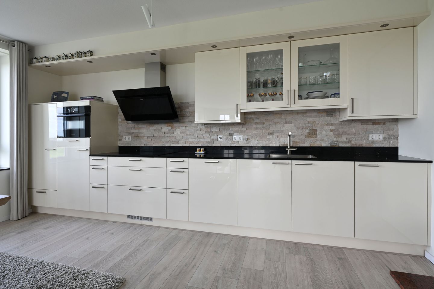 Photo 4 of Langhuis 51