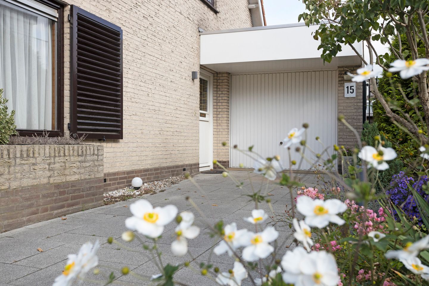 Photo 5 of Koolzaadveld 15