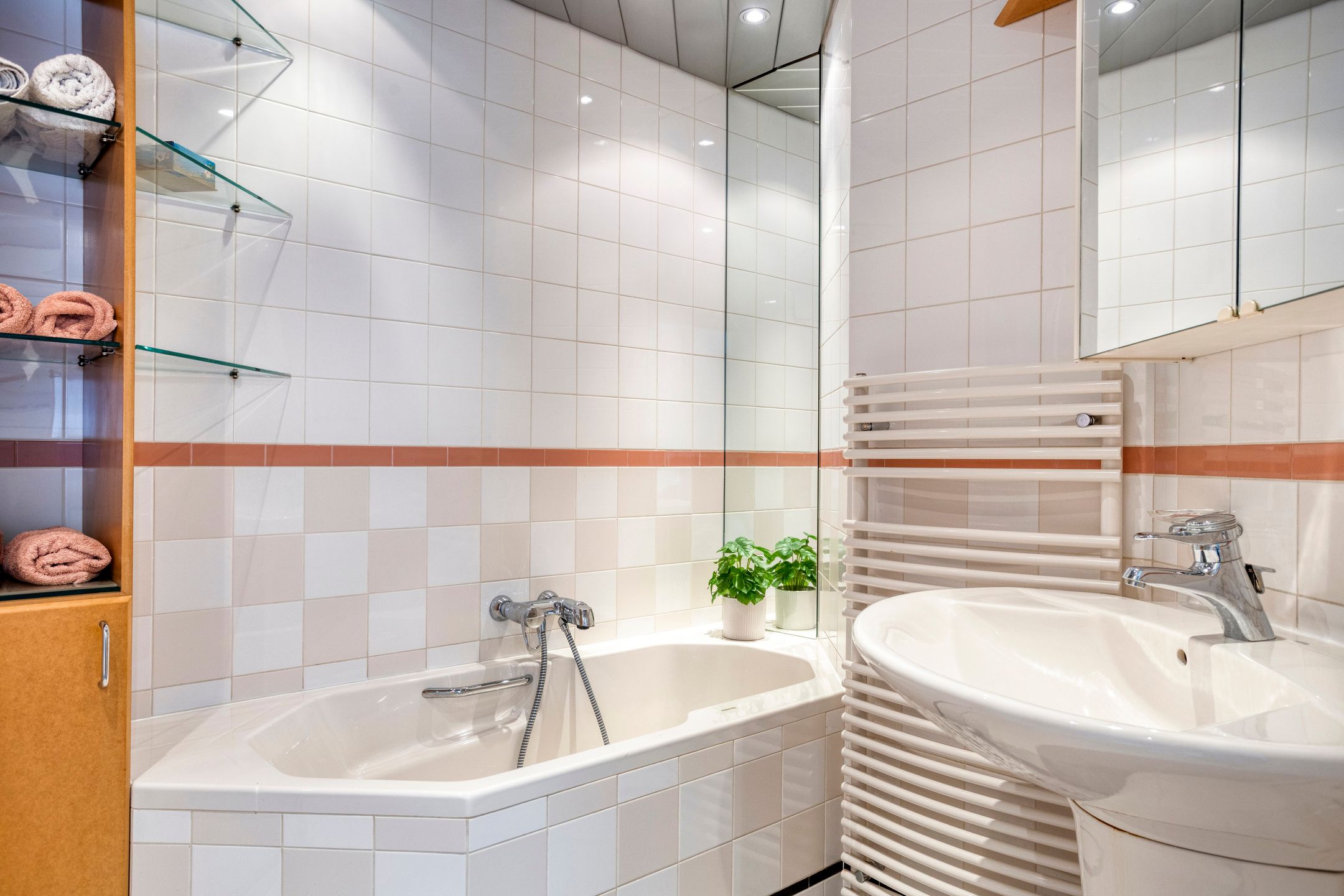 Photo 24 of Koolzaadveld 15