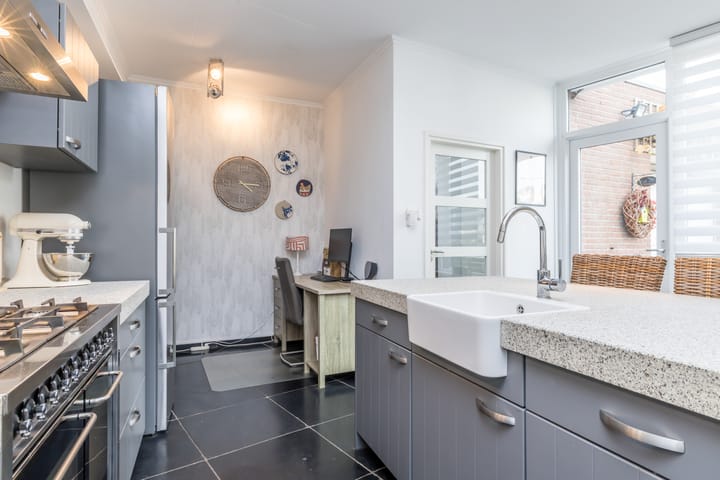 Foto 13 van Mesweg 4