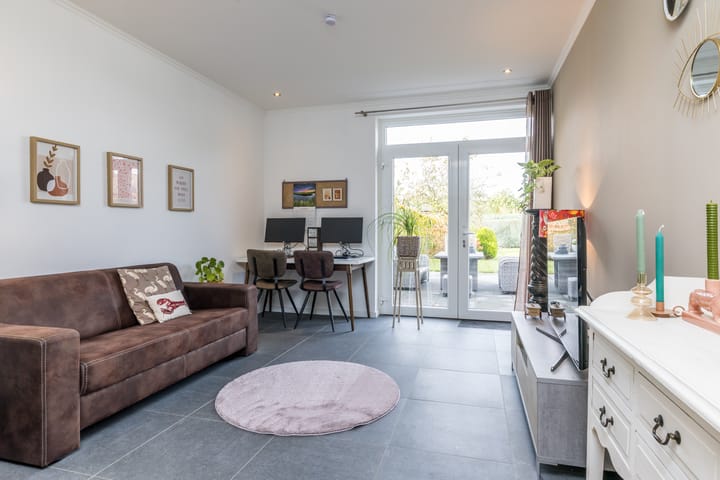 Foto 24 van Mesweg 4