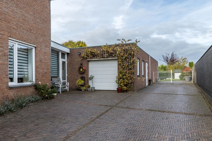 Foto 48 van Mesweg 4