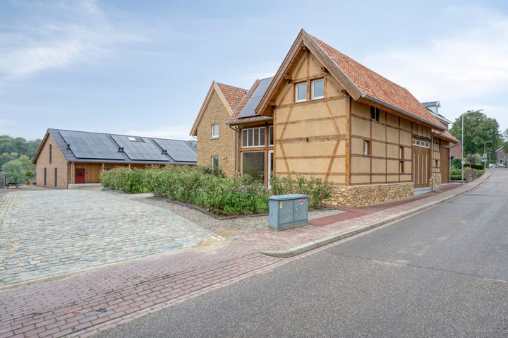 Photo 37 of Bovenstraat 19