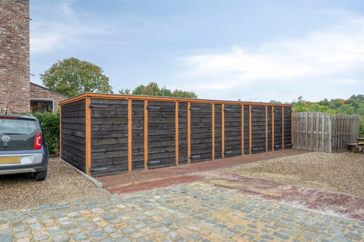 Photo 35 of Bovenstraat 19