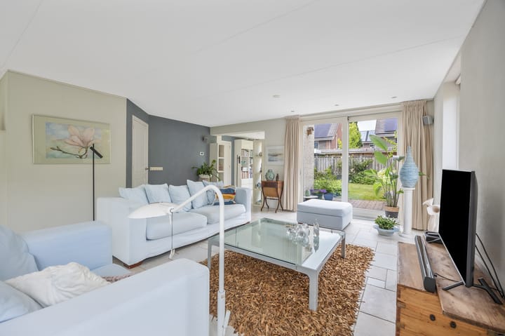 Foto 10 van Voorsteven 2