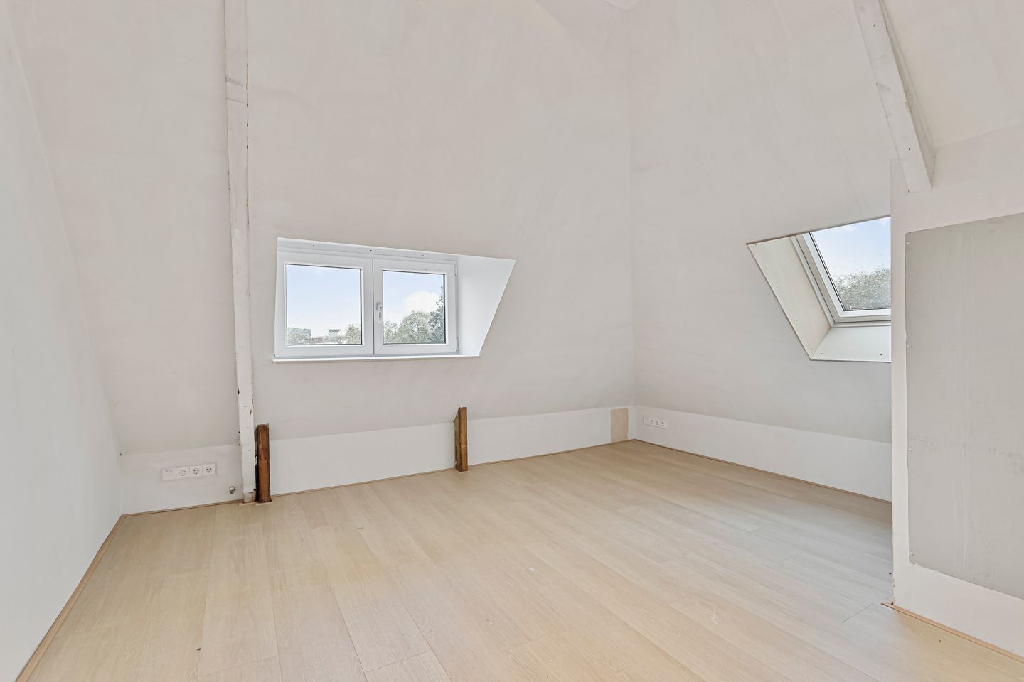 View photo 4 of Seeligsingel 1