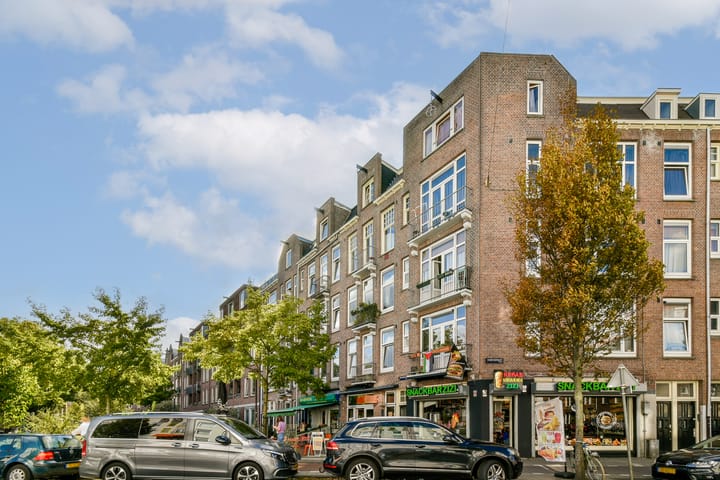 Foto 15 van Krugerplein 2-4