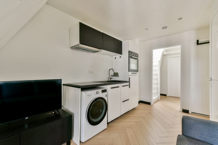 Foto 6 van Krugerplein 2-4