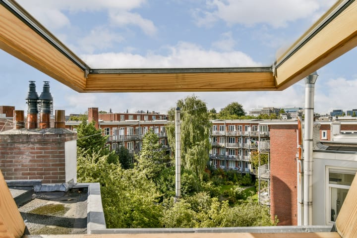 Foto 11 van Krugerplein 2-4