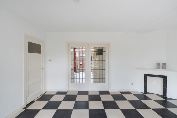 Photo 12 of Hugo de Grootlaan 1