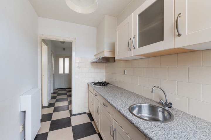 Photo 16 of Hugo de Grootlaan 1