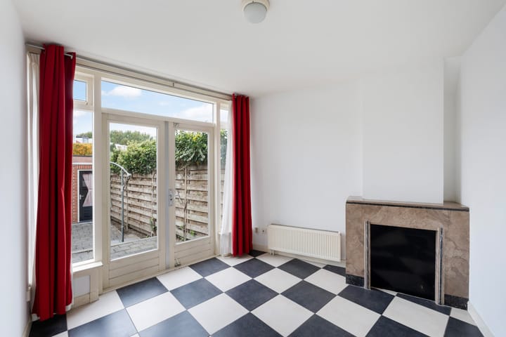 Photo 18 of Hugo de Grootlaan 1