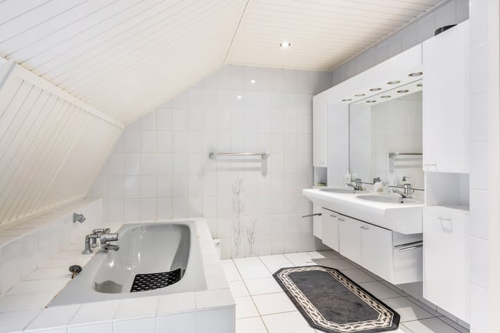 Foto 32 van Broekstraat 8