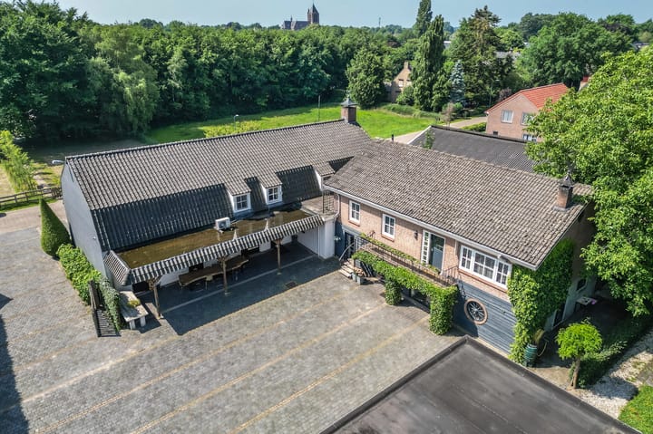 Foto 35 van Broekstraat 8