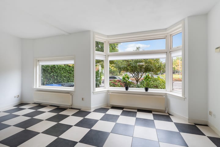 Photo 9 of Hugo de Grootlaan 1