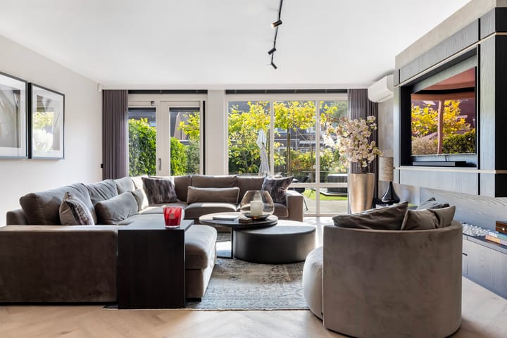 Photo 8 of Hoogveen 64