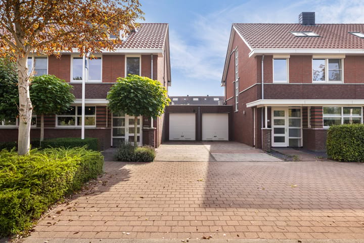 Photo 4 of Hoogveen 64