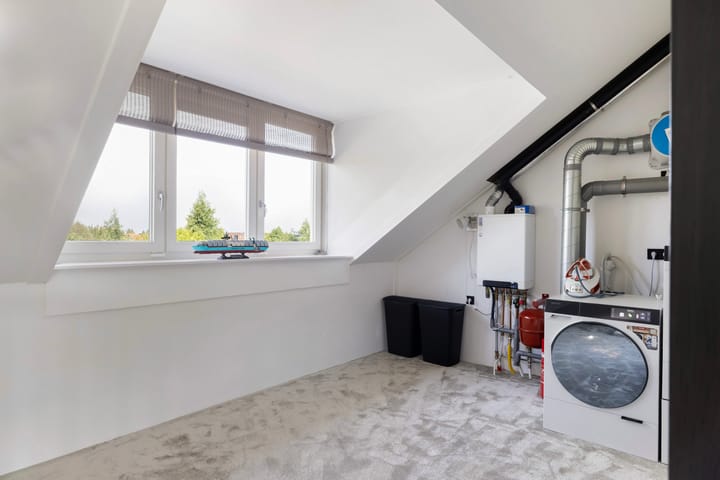 Photo 42 of Hoogveen 64