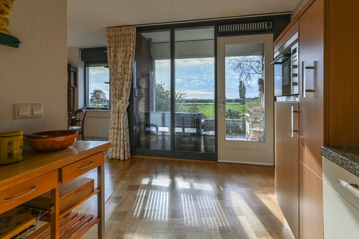 Foto 16 van Dr. Schaepmanlaan 36