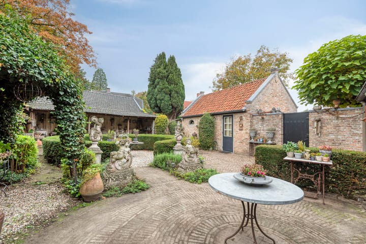 Photo 43 of Burgemeester van Gilsestraat 1