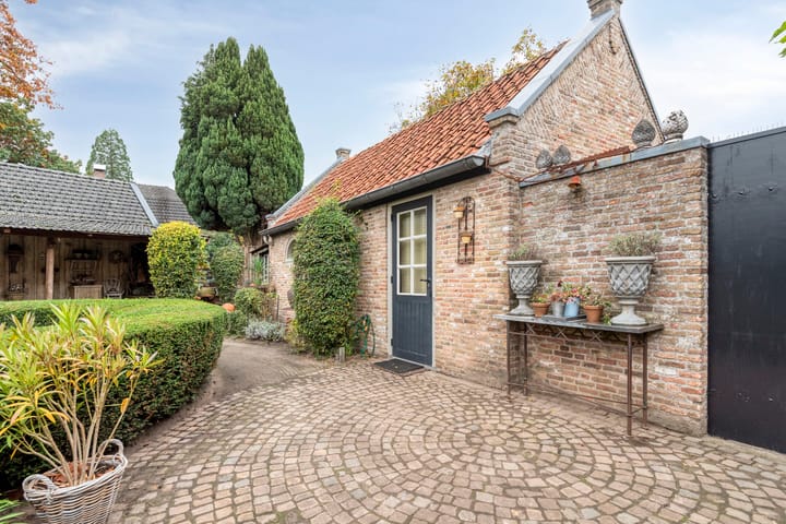 Photo 45 of Burgemeester van Gilsestraat 1