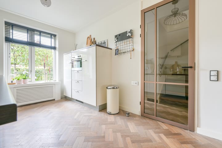 Foto 17 van Mennestraat 54