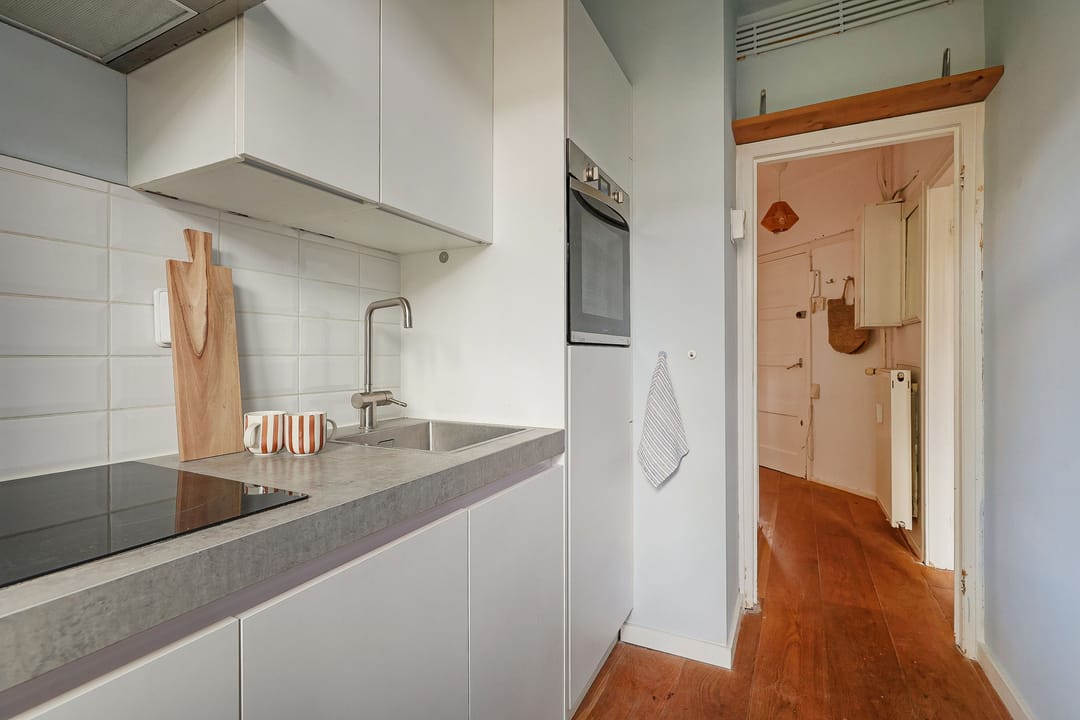 Photo 13 of Christiaan de Wetstraat 9-1