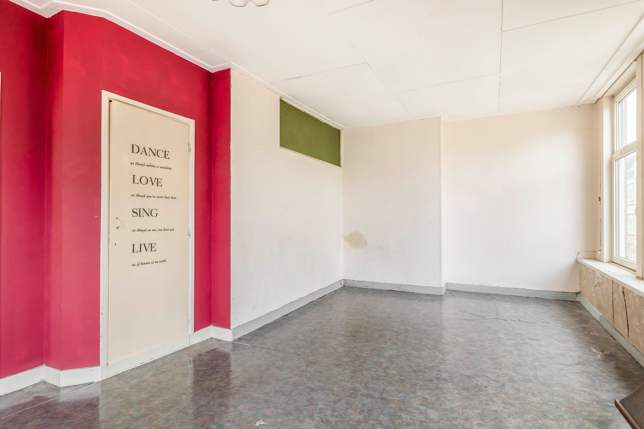 Photo 9 of Josephstraat 1-A