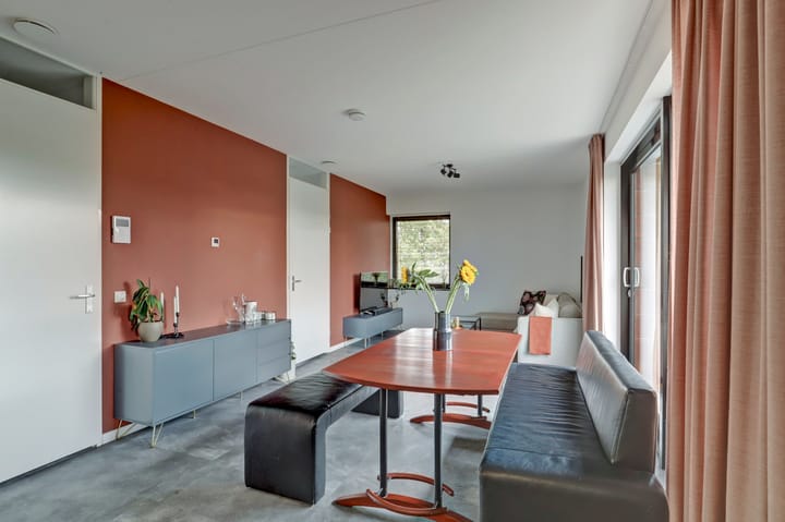 Foto 14 van Van Esveldstraat 31-22