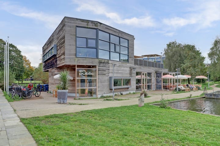 Foto 30 van Van Esveldstraat 31-22