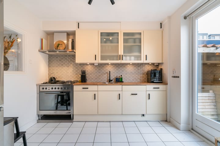 Foto 4 van Hof van Delftstraat 30