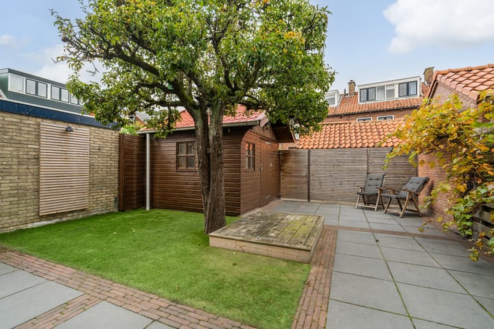 Foto 25 van Hof van Delftstraat 30