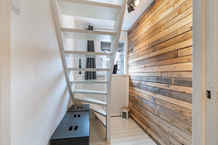 Foto 32 van Hof van Delftstraat 30