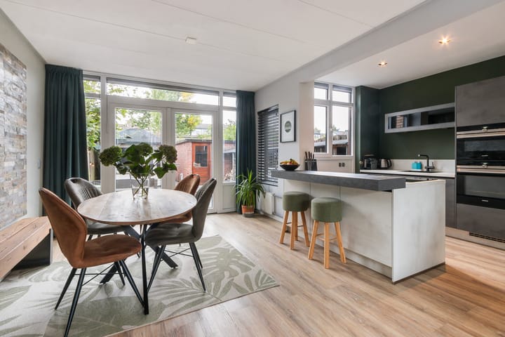 Foto 9 van Valeriusstraat 22