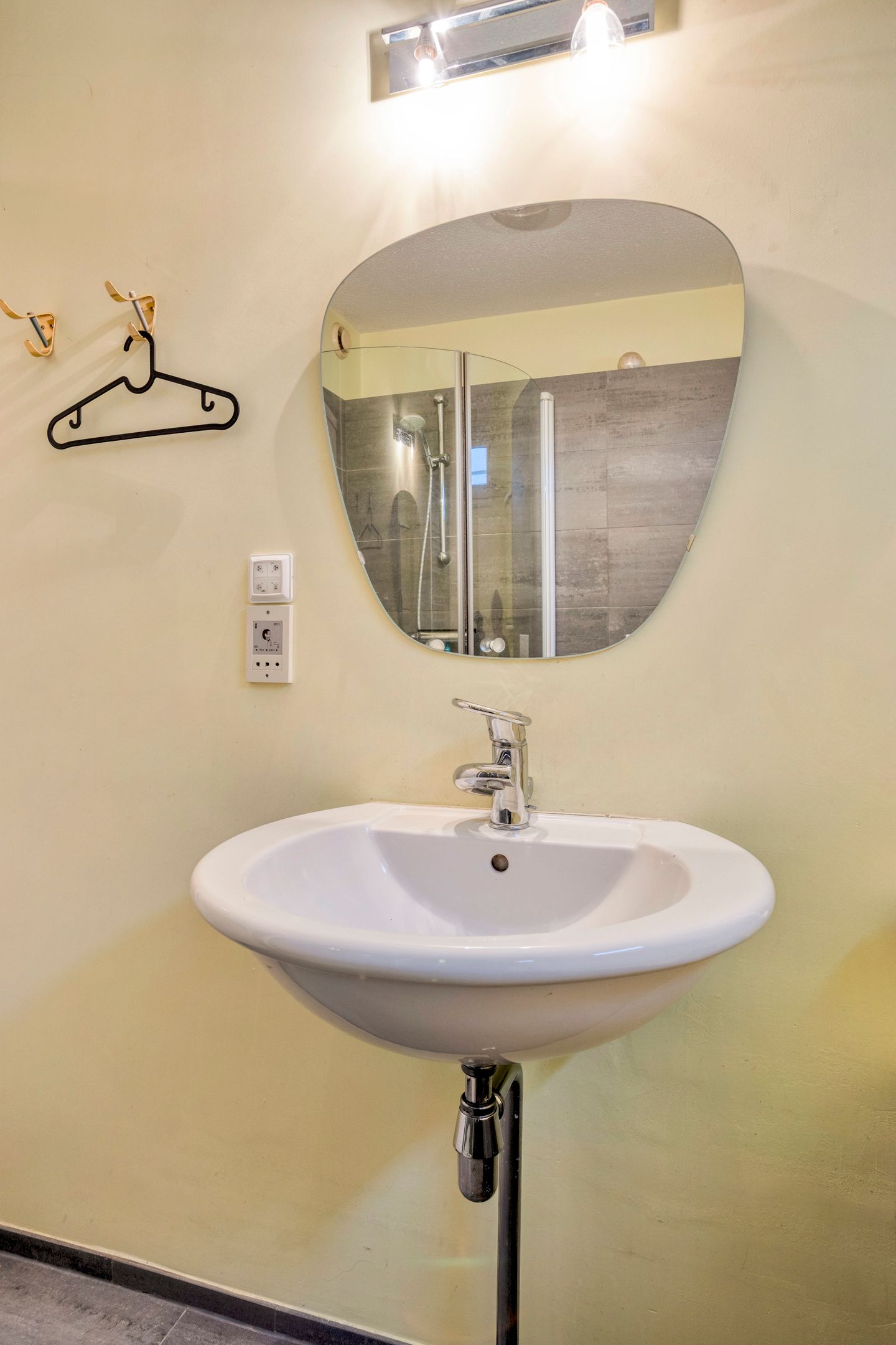 Photo 24 of Hondiusdomein 8