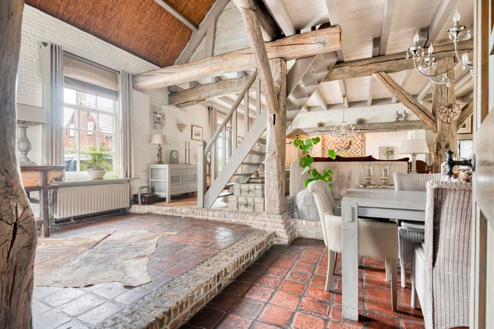 Photo 11 of Burgemeester van Gilsestraat 1