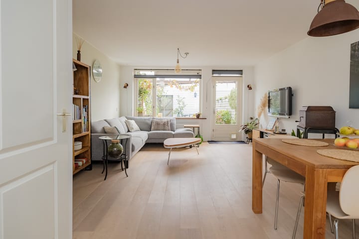 Photo 11 of Johanna Naberstraat 2