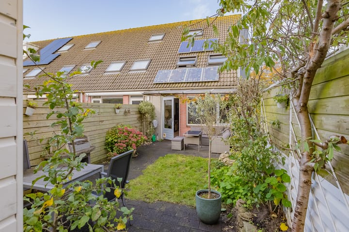 Photo 19 of Johanna Naberstraat 2