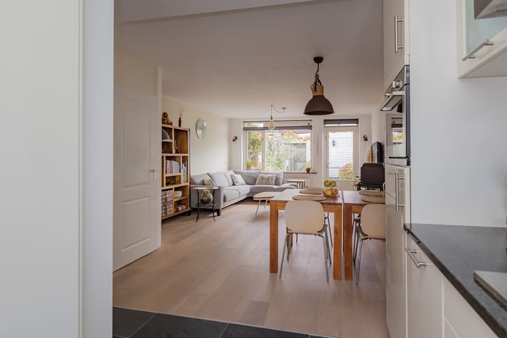 Photo 25 of Johanna Naberstraat 2