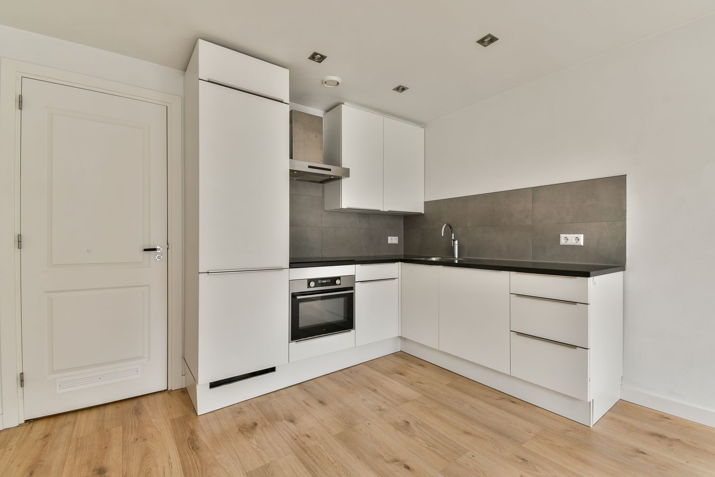 Foto 5 van Albert Cuypstraat 168-B