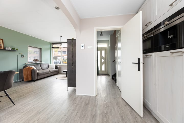 Foto 8 van Leliestraat 35