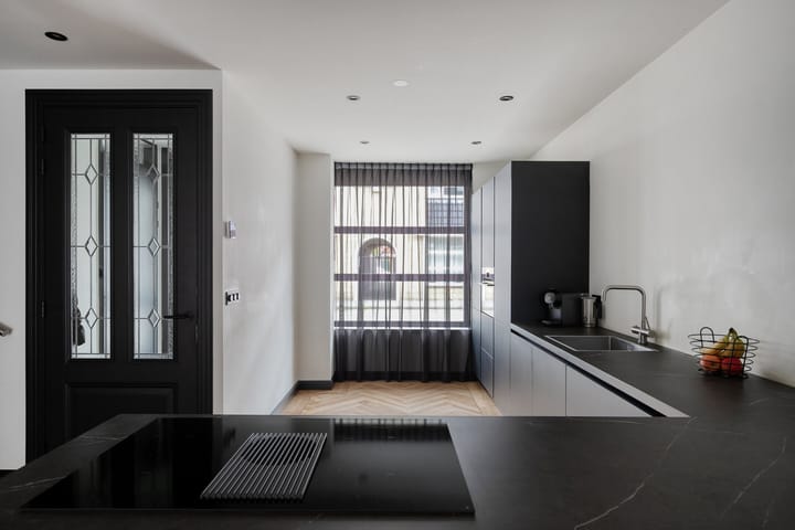 Foto 13 van van den Dungenstraat 1