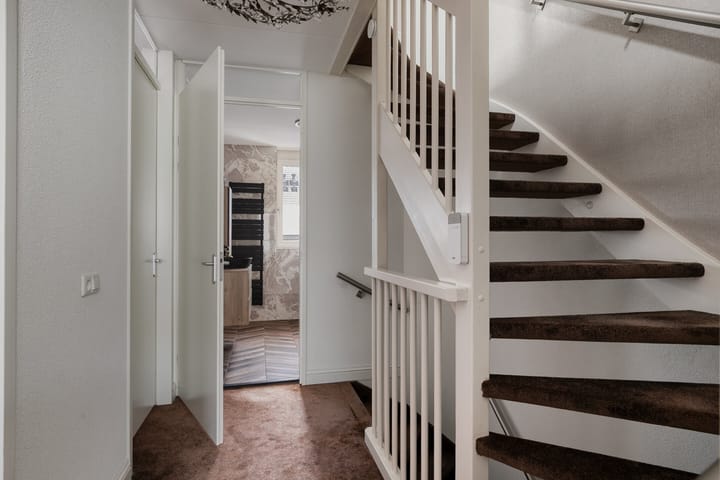 Foto 15 van van den Dungenstraat 1