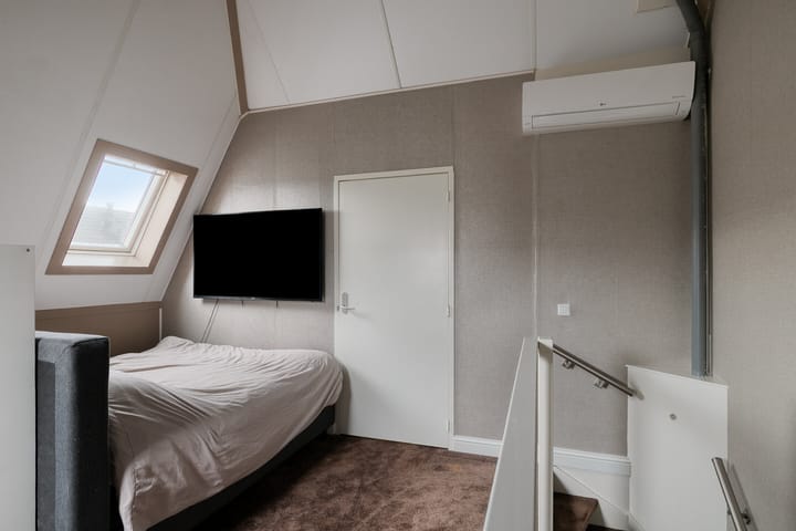 Foto 26 van van den Dungenstraat 1