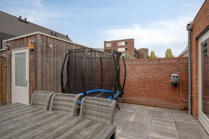 Foto 27 van van den Dungenstraat 1